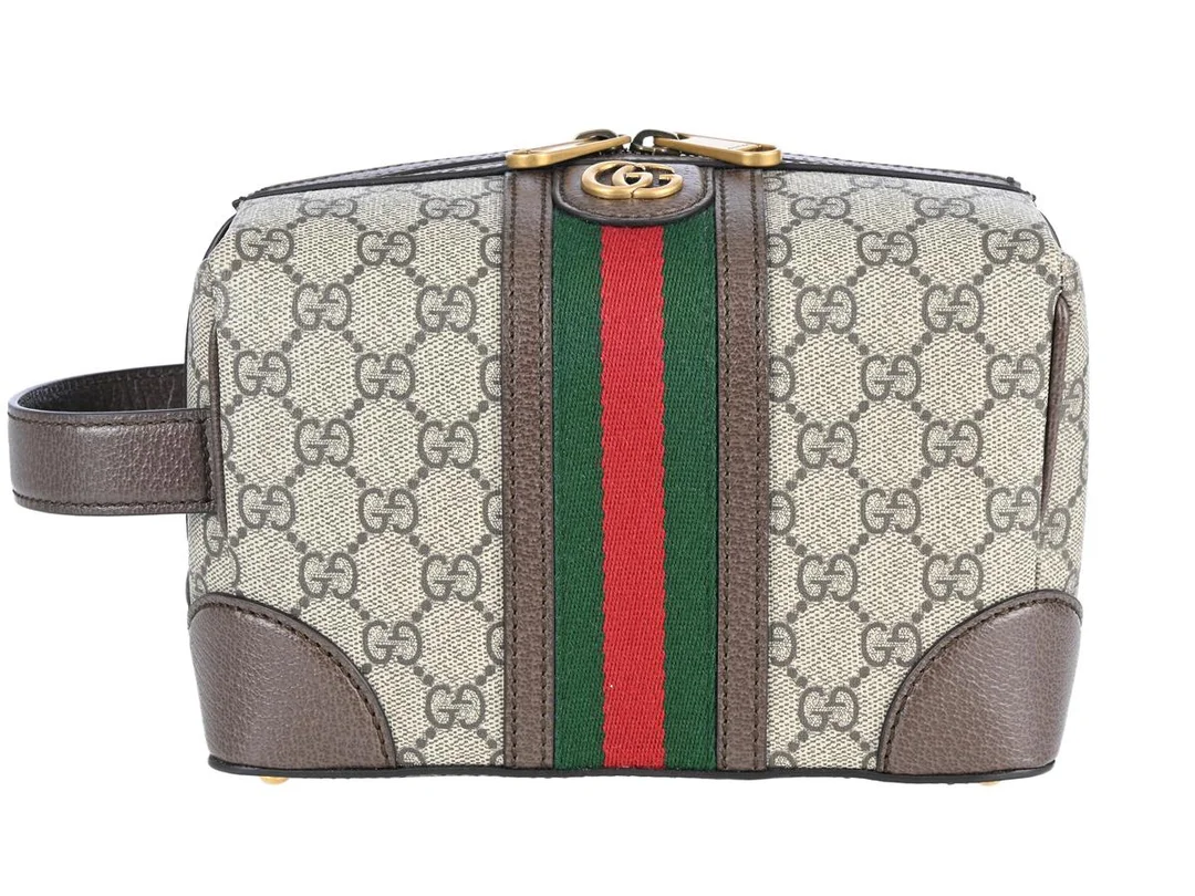 GUCCI, NECESSÄR, Savoy, GG Supreme canvas, Web röd, grön, guldfärgade beslag, 20x13x12 cm, dustbag. Excellent Condition. — Accessoarer/Necessärer — Kaplans