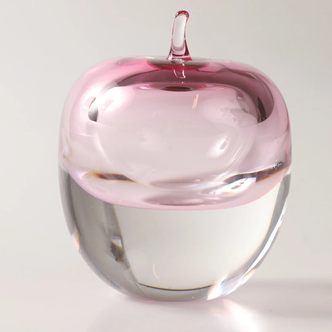 HANNE DREUTLER. Äpple, "Jubileumsäpple", glas, Studio Åhus, 1990. — Art glass — Helsingborgs Auktionskammare