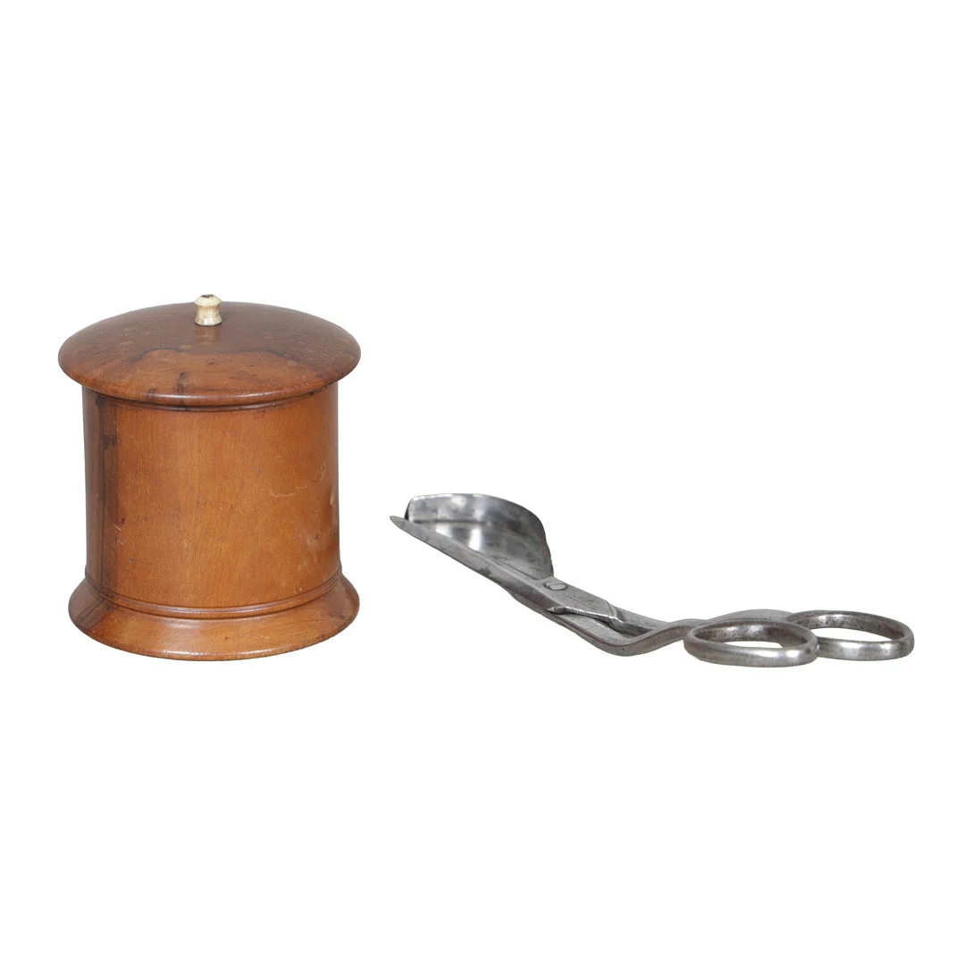 A PAIR OF EARLY 19TH CENTURY STEEL WICK TRIMMERS TOGETHER WITH A TREEN BOX (2). — Miscellaneous — Bishop & Miller