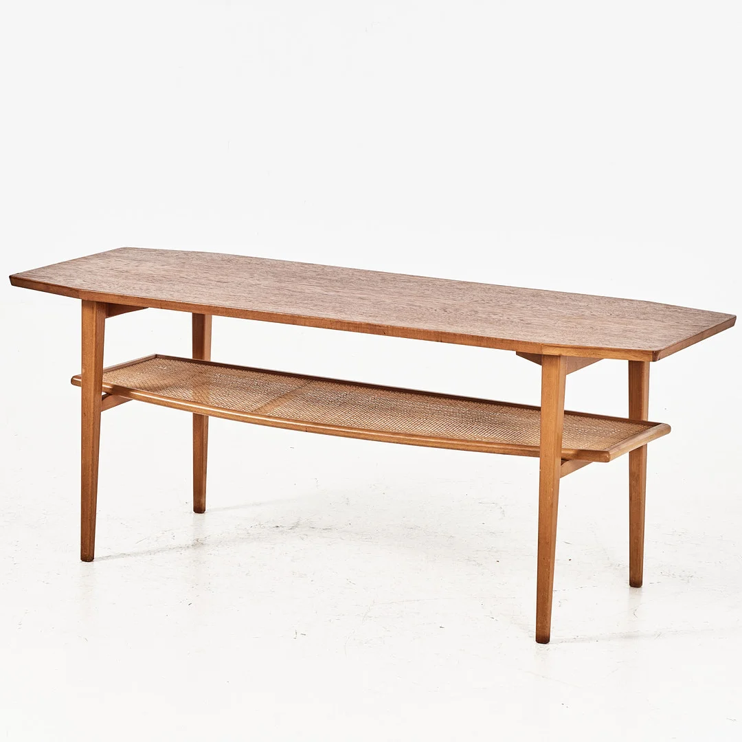 SOFFBORD, 1960-tal, fanerad i teak, ben i bok, rottinghylla. — Coffee Tables — Stockholms Auktionsverk Magasin 5