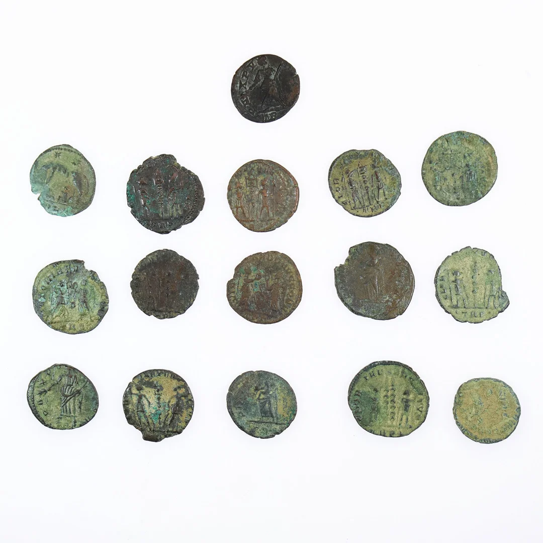 ROMAN COINS - BRONZE CONSTANTINE COINS, AND OTHER BRONZE ROMAN COINS. (16). — Coins & Banknotes — Young's Auctions