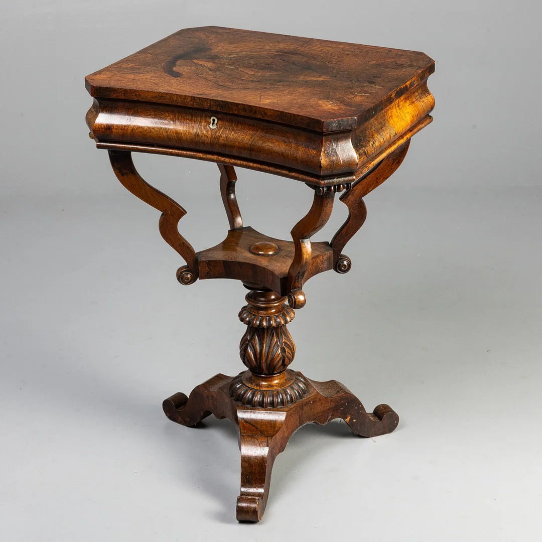 A VICTORIAN ROSEWOOD NEEDLEWORK TABLE. — Tables — Griffin’s Auctioneers