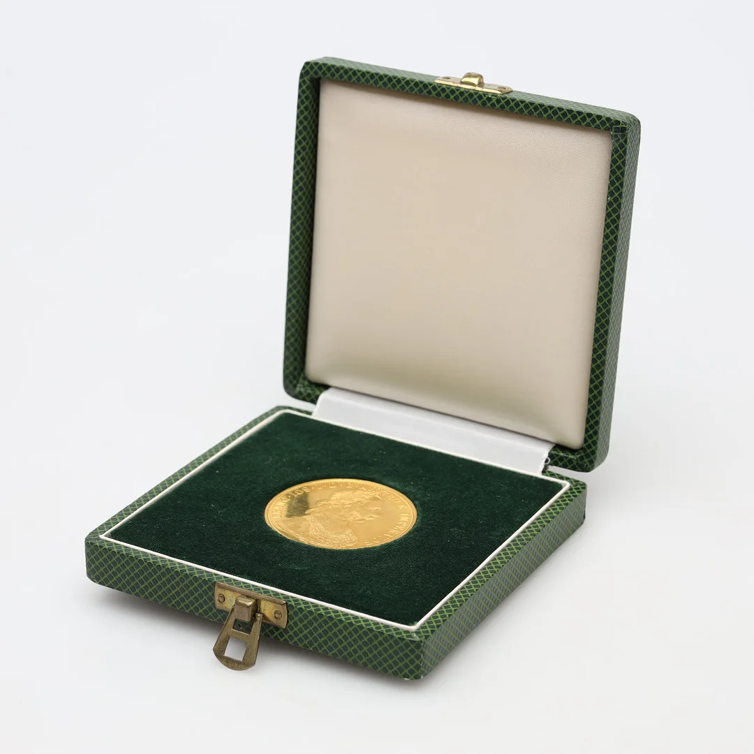 GULDMYNT, Dukat (4) 23K, bruttovikt ca 14 gram. — Coins & Banknotes — Borås Auktionshall