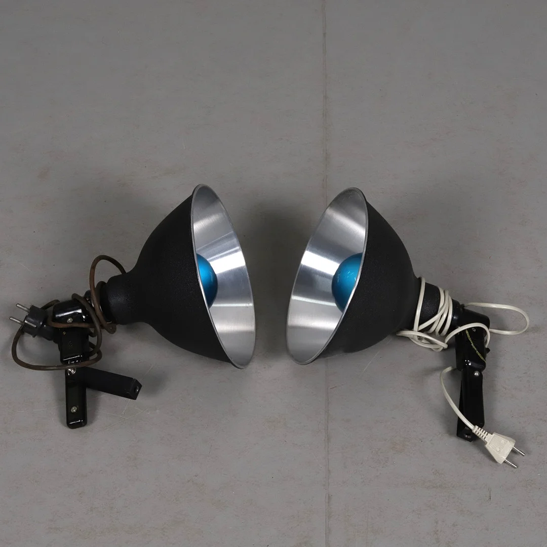 INDUSTRILAMPOR. Ett par, 1950/60-tal, Elwis. — Other lighting — Örebro Stadsauktioner