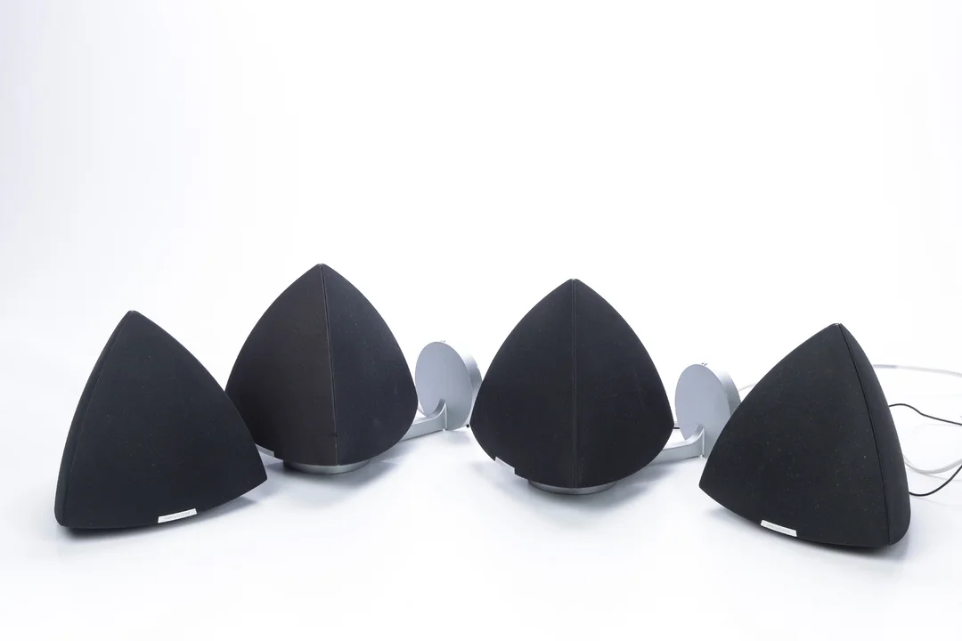 Bang & Olufsen. Four BeoLab 4 speakers. (4) — Electronics/Speakers, surround sound — Lauritz