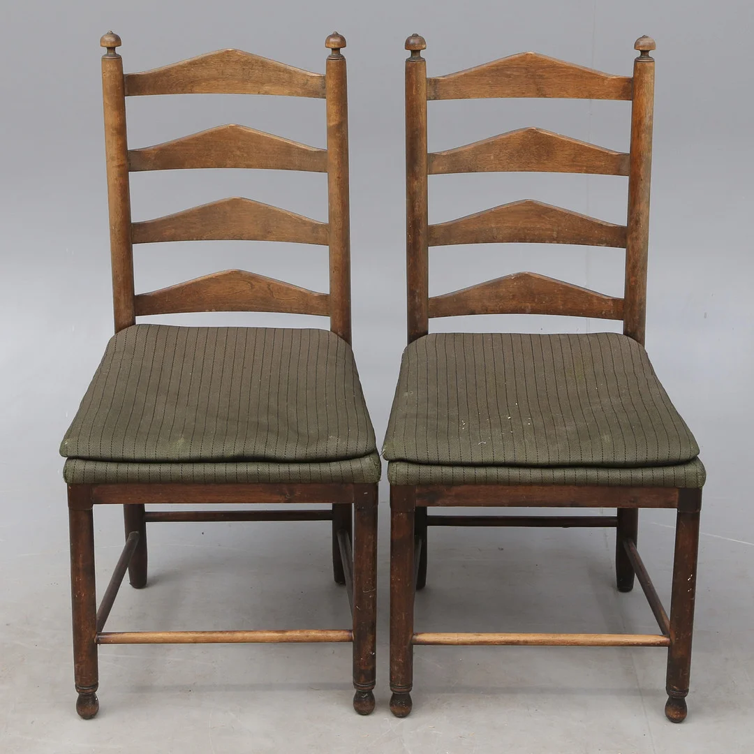 STEGSTOLAR 2 st, 1900-tal. — Armchairs & Chairs — Kalmar Auktionsverk