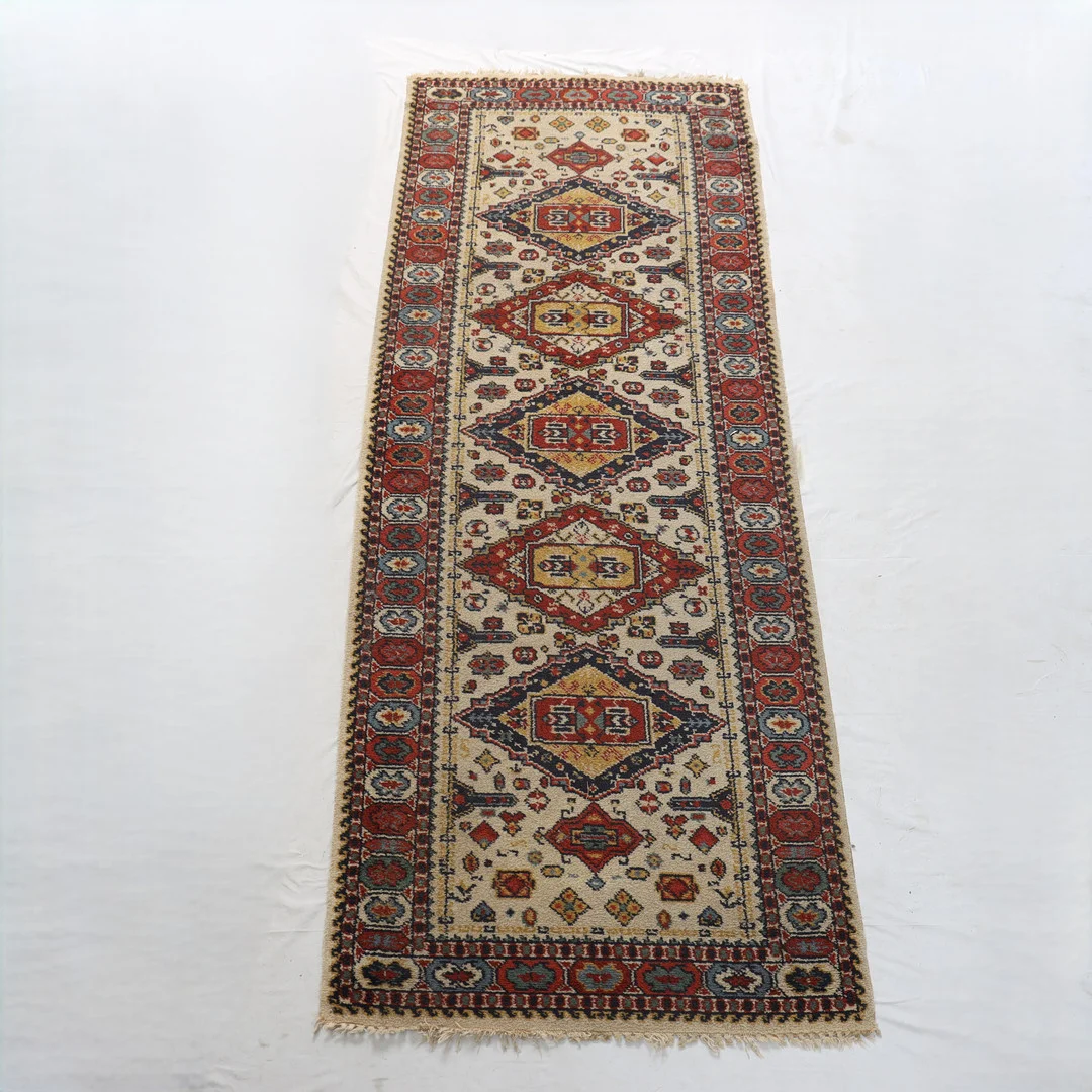 MATTA, Gallerimodell. — Carpets — Falun Auktionsbyrå
