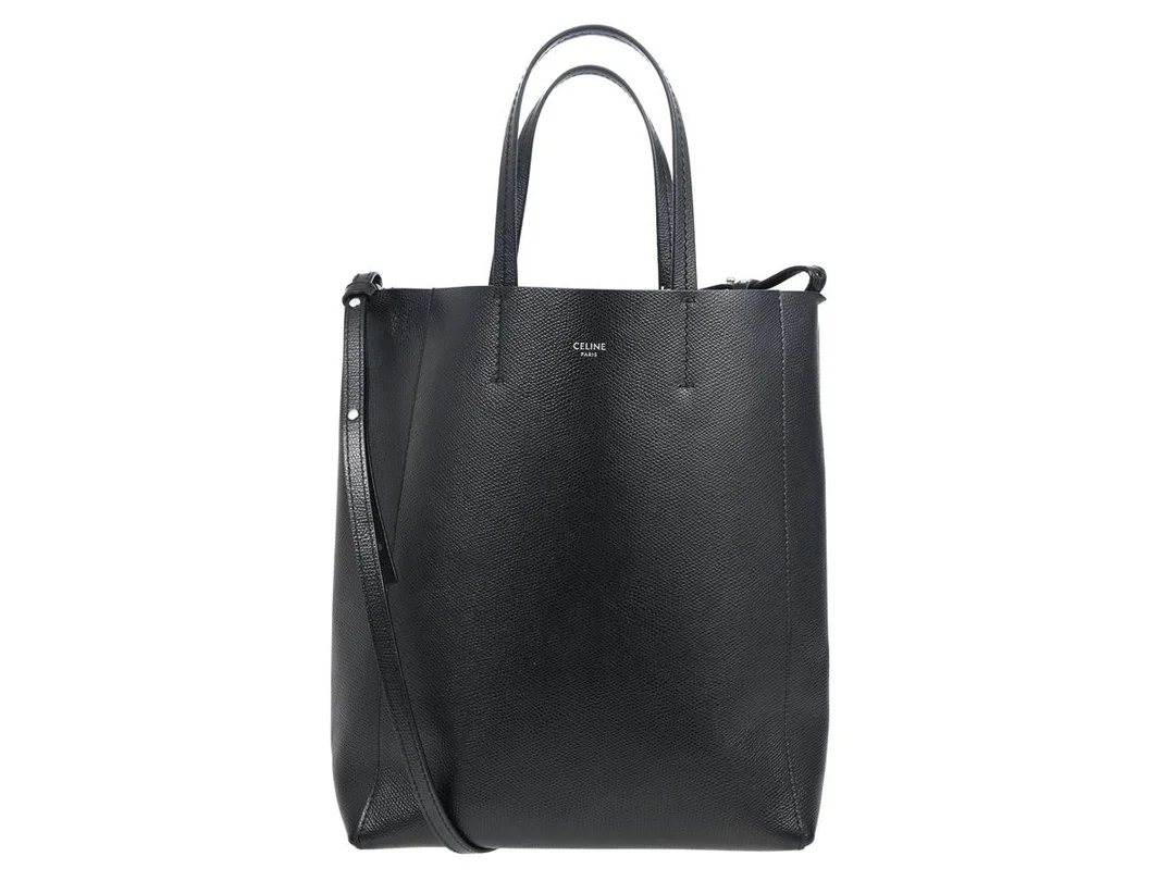 CELINE, VÄSKA, Vertical Cabas Small Tote Bag, svart kornigt kalvskinn, silverfärgade beslag, 22x26,5x10 cm, avtagbar axelrem, slitage på hörn. Good Condition. — Accessoarer/Väskor — Kaplans