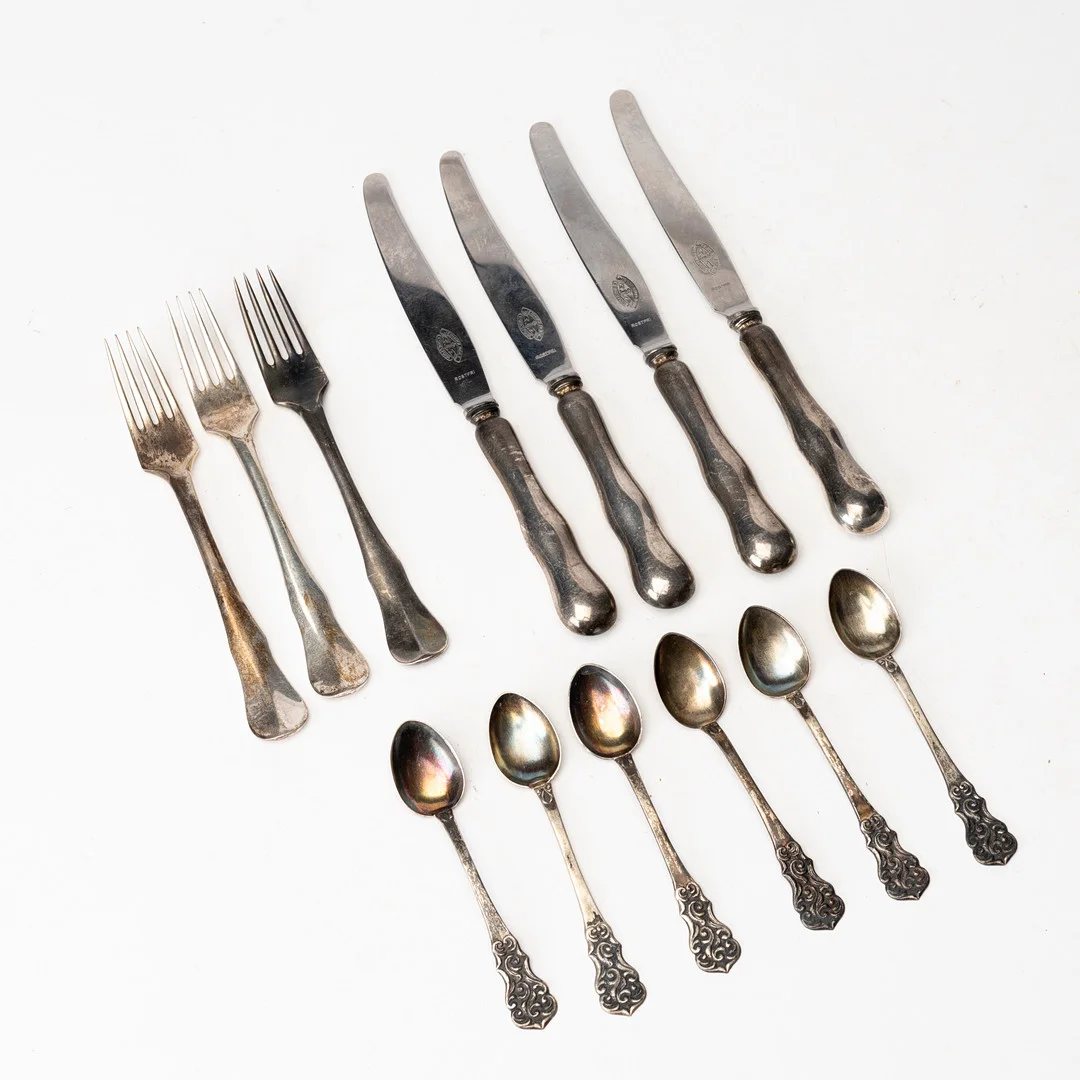 DIVERSE BESTICK, 13 delar, silver, bla GAB, 1930-tal. — Silver — Auktionshuset Kolonn