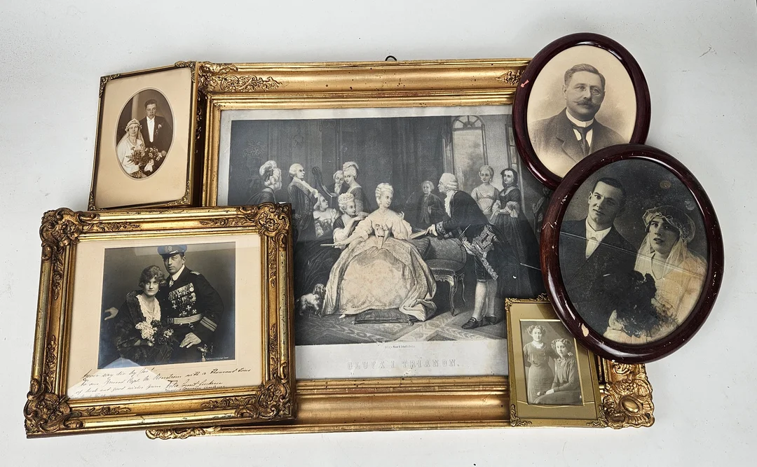 FOTOGRAFIER OCH GRAFISKA BLAD, 6 delar. — Engravings & Prints — Auktionshuset Thörner & Ek