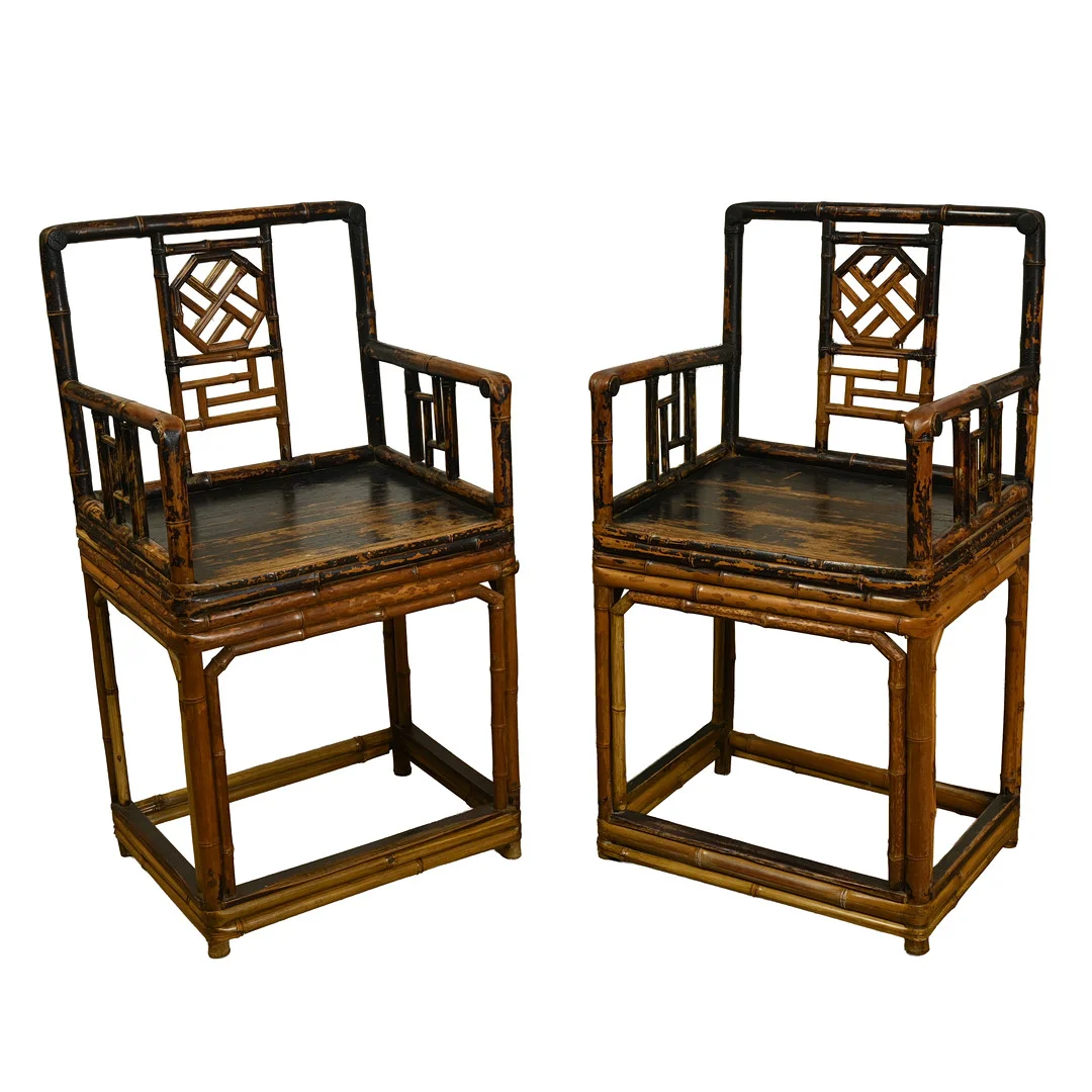 A PAIR OF CHINESE EXPORT BAMBOO LACQUERED CHAIRS, 20TH CENTURY. — Armchairs & Chairs — Ma San Auction