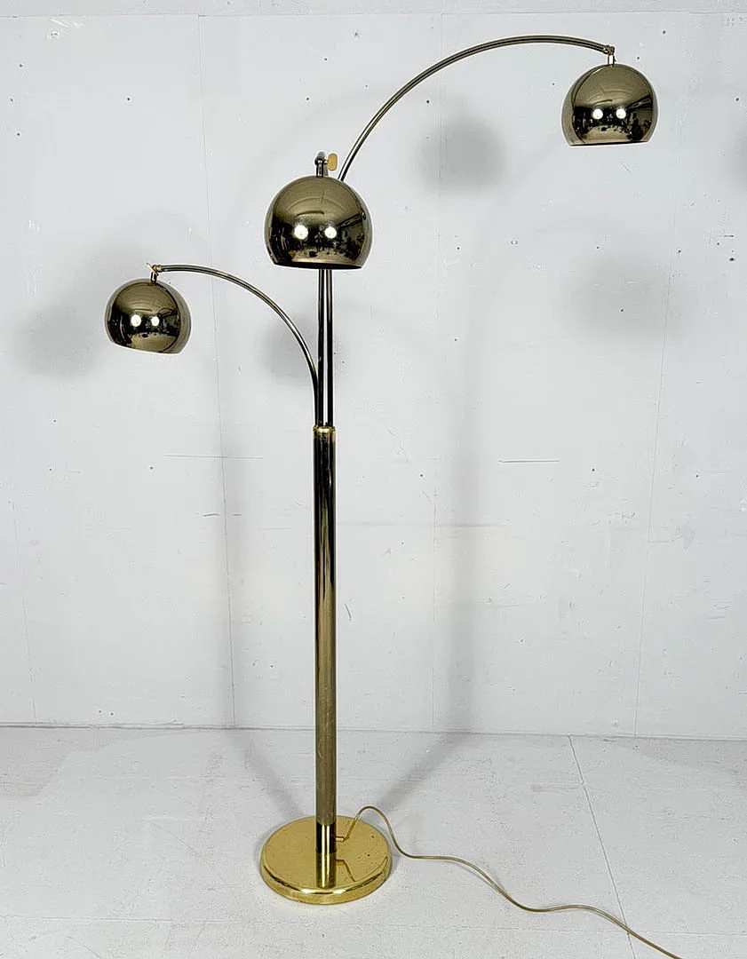 Space Age Schwenkbare Stehlampe von Goffredo Reggiani, Italien, 1970er Jahre. — Floor lights — Stockholms Auktionsverk Düsseldorf/Neuss