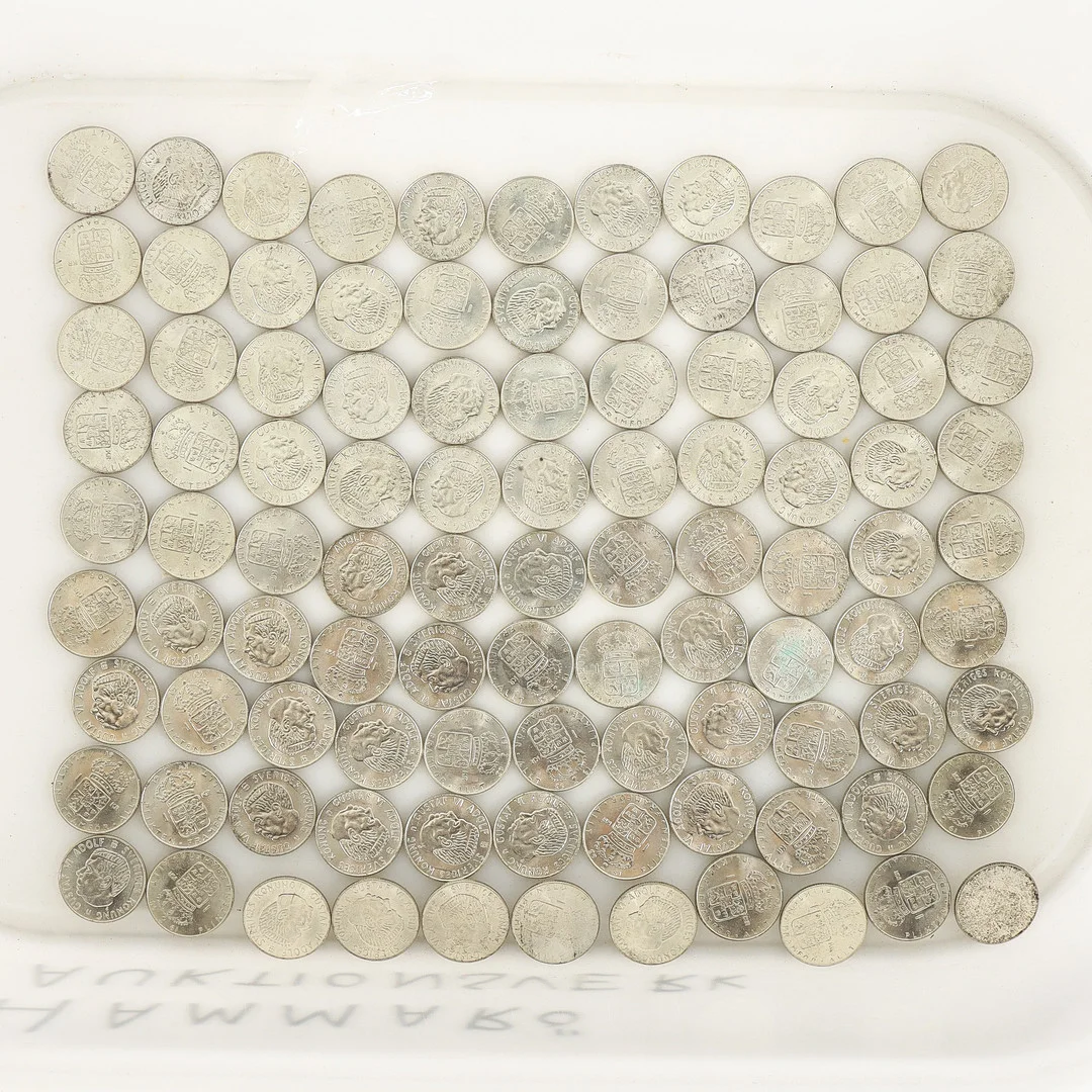 MYNT 99 stycken 1-kronor. — Coins & Banknotes — Karlstad Hammarö Auktionsverk
