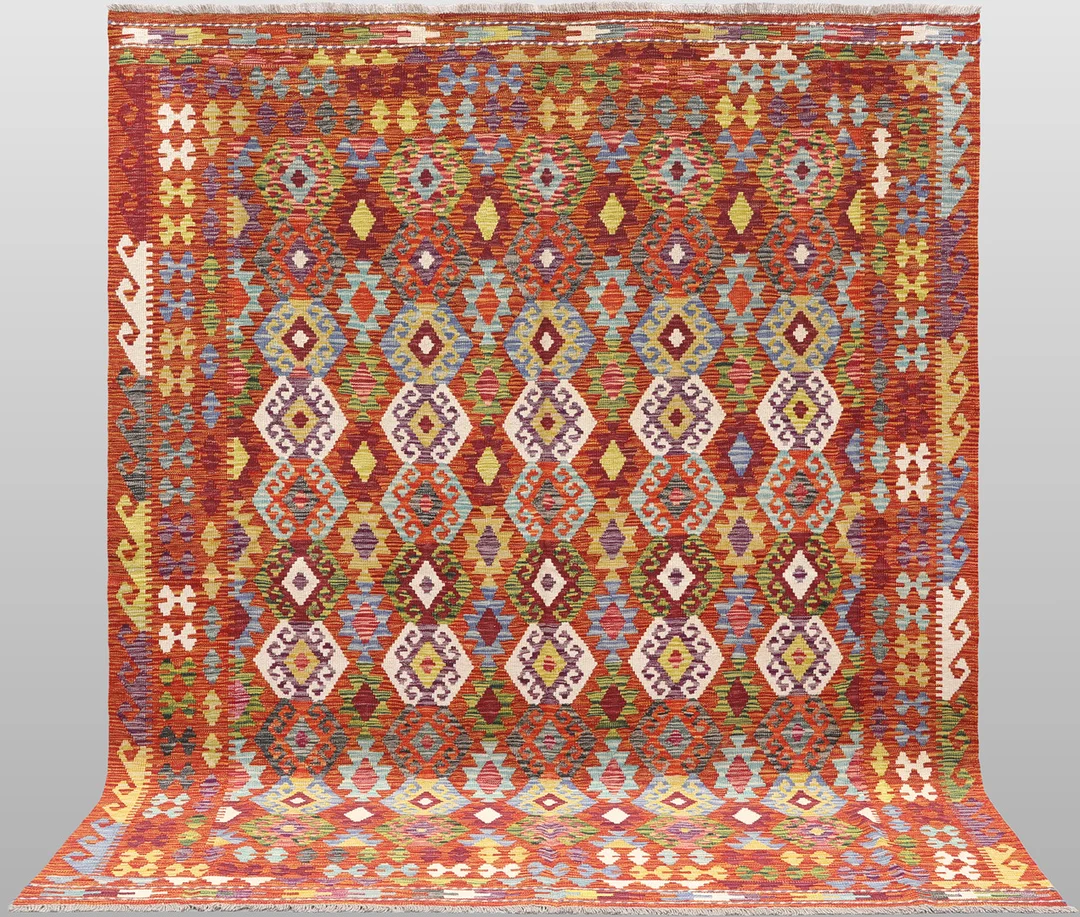 MATTA, Kelim, cirka 253 x 206 cm. — Oriental Carpets & Textiles — RA Auktionsverket Norrköping
