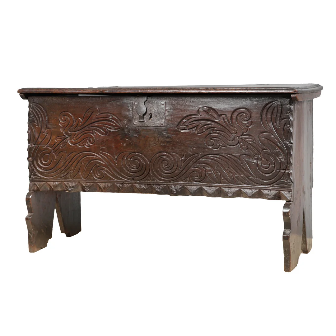 AN EARLY 17TH CENTURY CARVED OAK BOARDED CHEST. — Other — Bishop & Miller