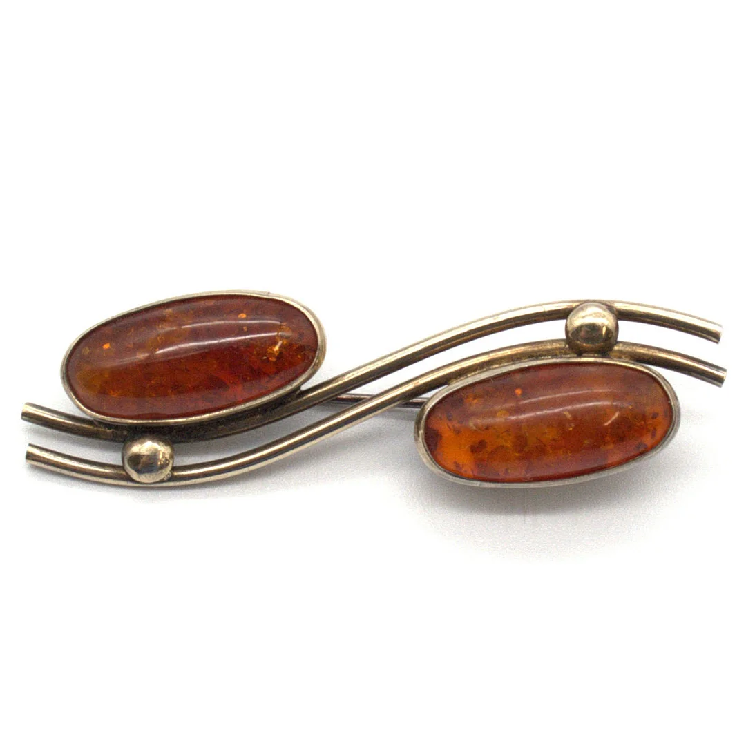 ANTIKE FISCHLAND BROSCHE, ZWEI BERNSTEIN CABOCHONS, 835 SILBER. — Brooches & Pendants — Kunst- und Auktionshaus Kleinhenz