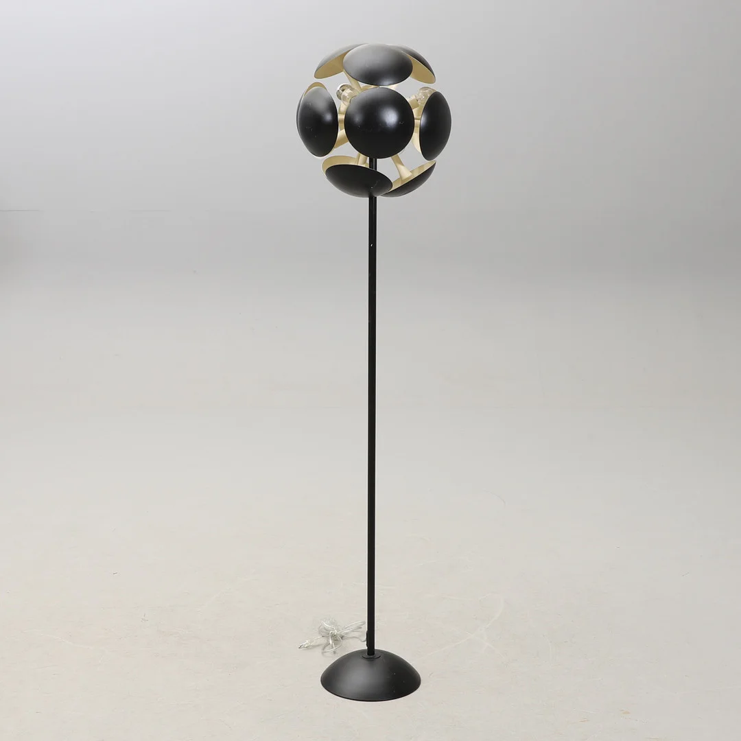 COTTEX, golvlampa, "Tubbie", samtida. — Floor lights — Crafoord Auktioner Malmö