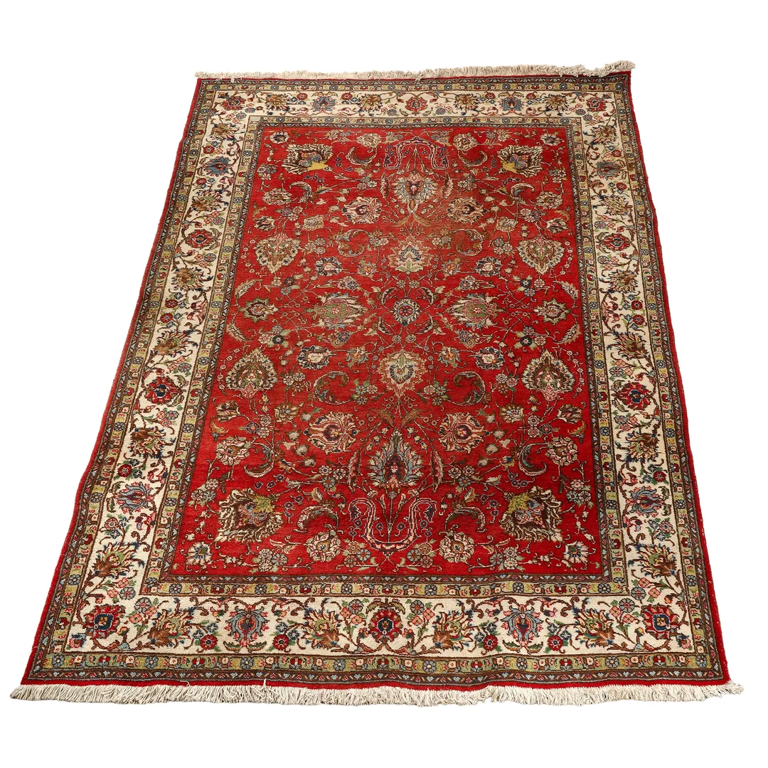 Older Tabriz carpet. Wool on cotton. 326x242 cm. — Carpets, rugs and textiles/Oriental carpets and rugs — Lauritz