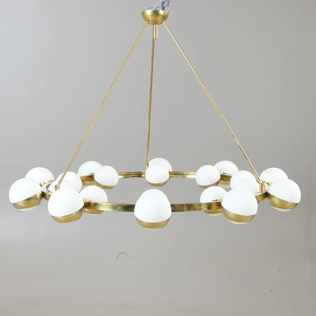 TAKLAMPA, ”Crystal Circle 20”, Luci Progetti, Parma, Italien, samtida. — Ceiling lights — Helsingborgs Auktionskammare