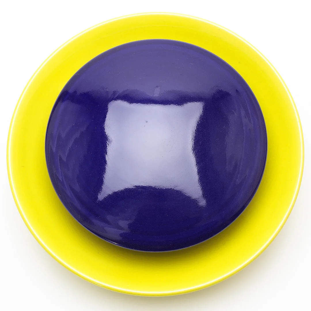 OLLE ALBERIUS. Vägglampa, stengods, Rörstrand 1960/70-tal. — Wall Lights — Auktionsmagasinet Vänersborg