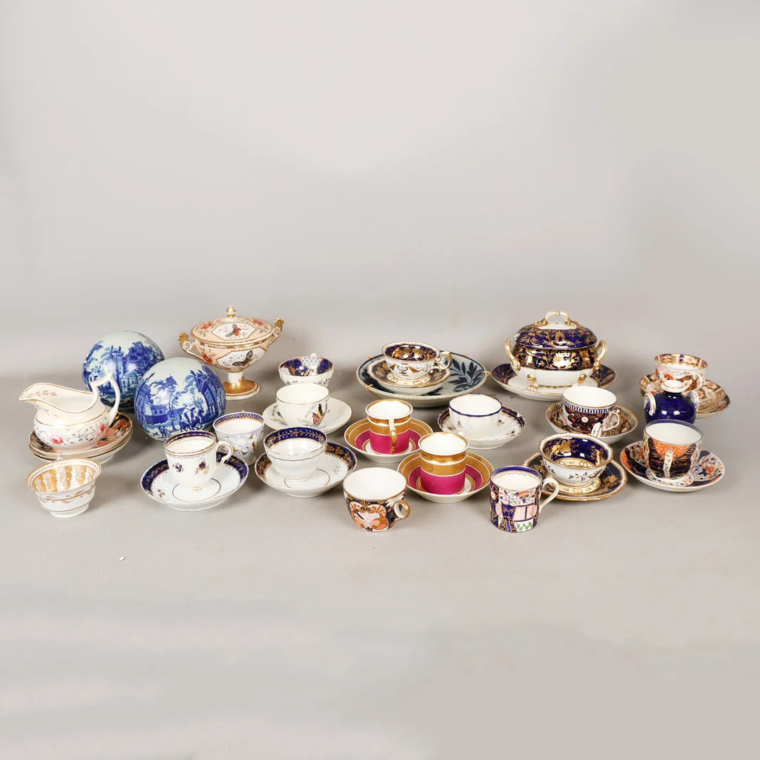 A COLLECTION OF MOSTLY 19TH CENTURY PORCELAIN (QTY). — European — Bishop & Miller