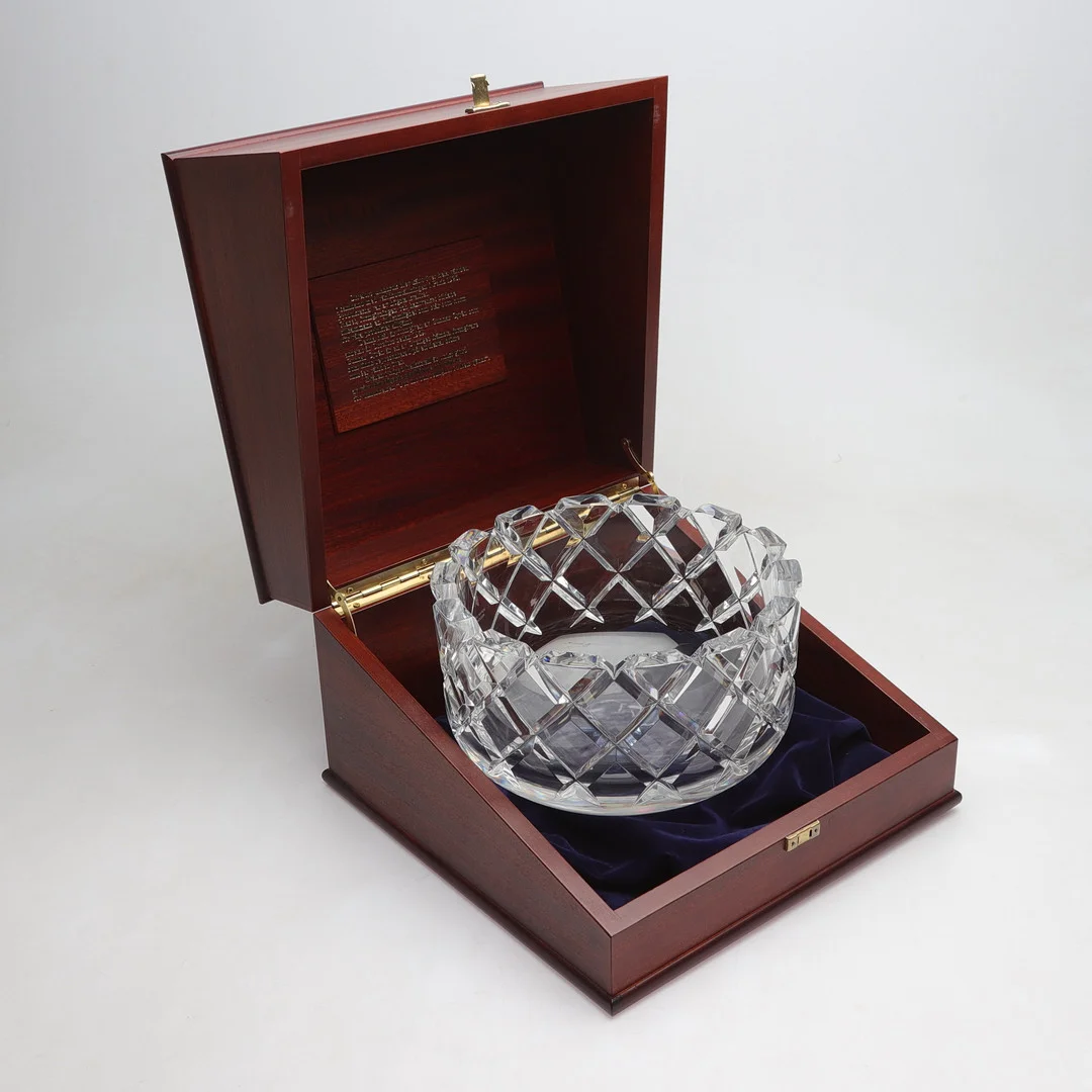GUNNAR CYRÉN. Skål, "Sofiero", Orrefors, signerad. — Art glass — Gomér & Andersson Norrköping