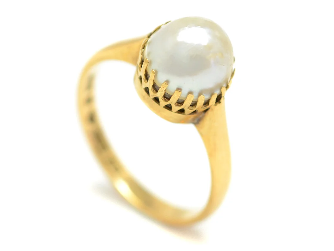 PÄRLRING, 18K vikt 3,9g mabépärla 1954 handgjord stl. 17.25 mm — Smycken/Ring — Kaplans