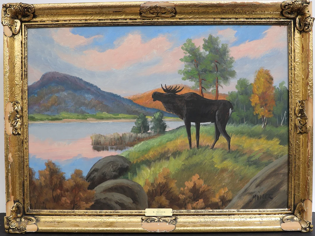 W MÜLLER. Landskap med älg, oljemålning på pannå, signerad. — Paintings — Falun Auktionsbyrå