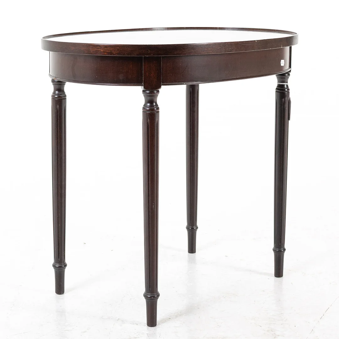 SIDOBORD, gustaviansk stil. — Tables — Handelslagret Auktionsservice