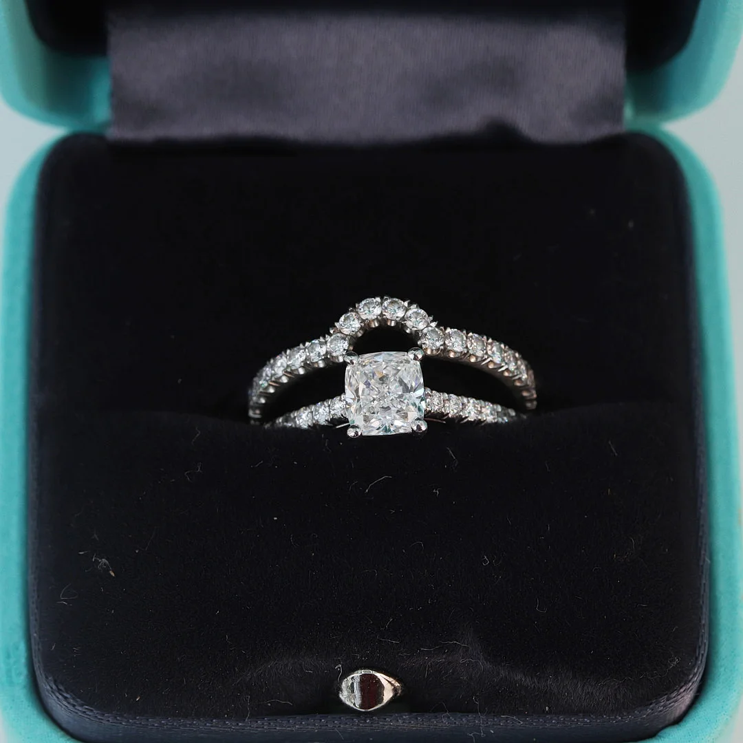 PLATINUM TIFFANY DIAMOND RINGS. — Rings — Chalkwell Auctions