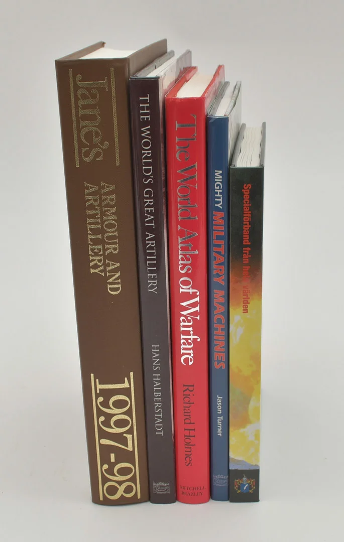 Böcker om Krig. Great artillery. 5 volymer. — Books — Connoisseur Bokauktioner