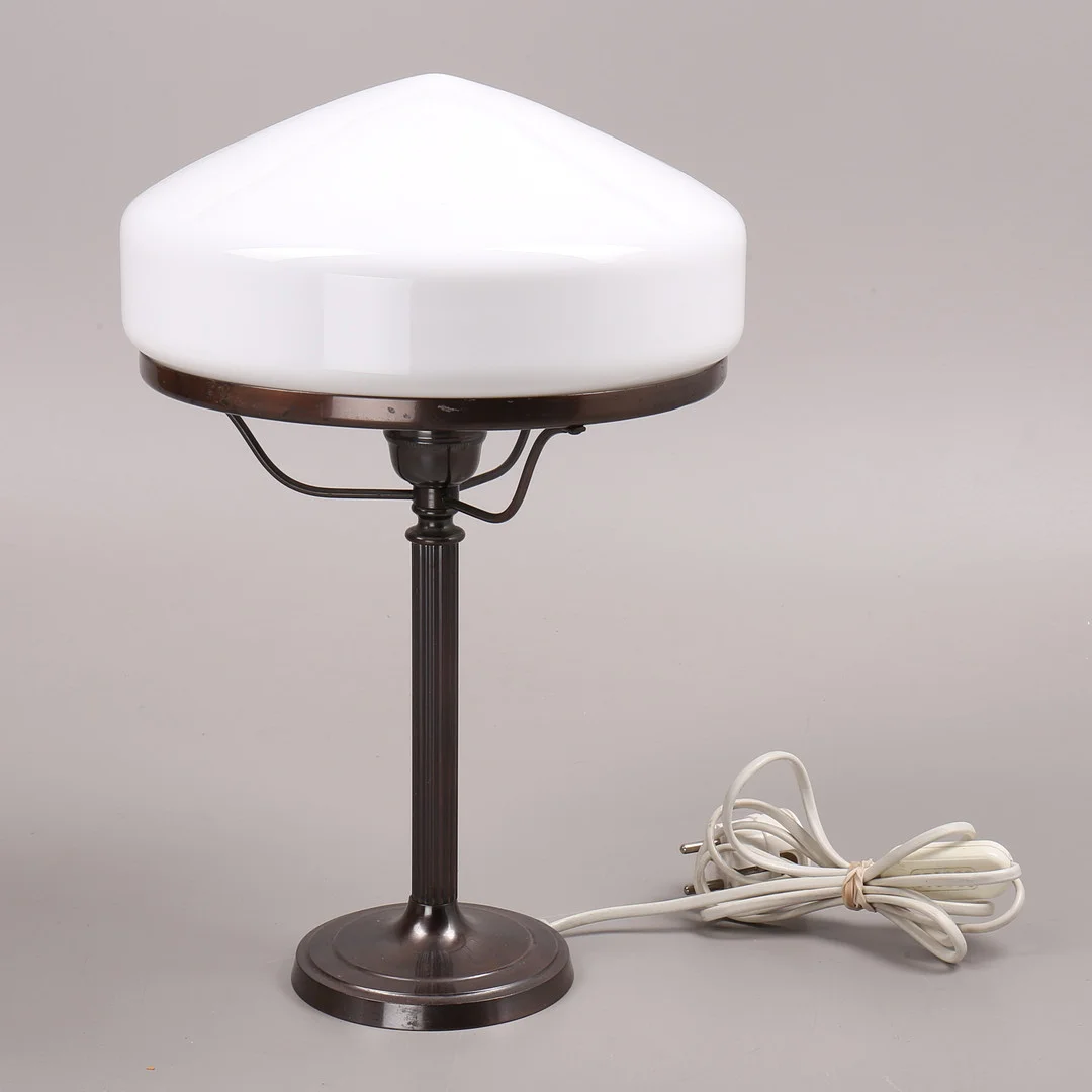 BORDSLAMPA, metall/glas, GSL, 1900-talets mitt. — Table Lamps — Växjö Auktionskammare