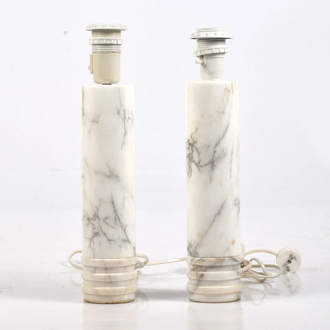 BORDSLAMPOR, ett par, marmor, Bergboms, 1960/70-tal. — Table Lamps — Stadsauktion Sundsvall