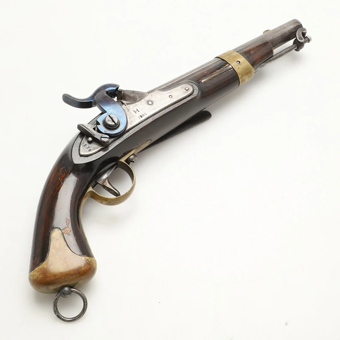 SLAGLÅSPISTOL, svensk, modell m/1854 för flottan, Husqvarna faktori 1855. — Guns & Rifles — Crafoord Auktioner Malmö
