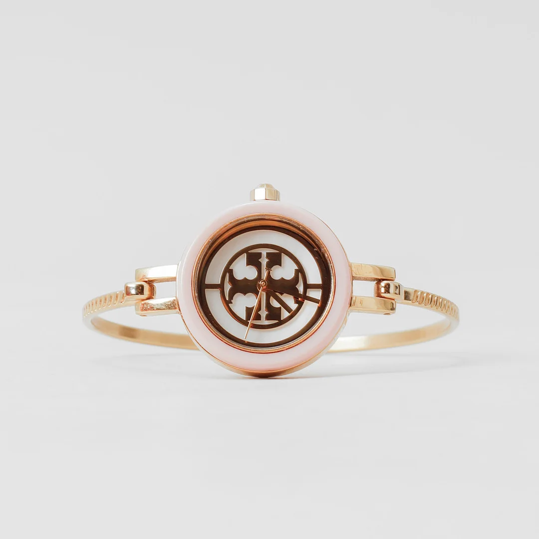 ARMBANDSUR, Tory Burch, "Reva Bangle Watch" doublé, quartz. — Vintage & Designer Fashion — Göteborgs Auktionsverk