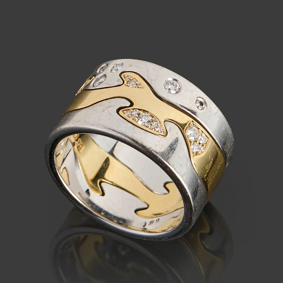 NINA KOPPEL. Ring, "Fusion" 18k guld samt vitguld med 24 st briljanter, för Georg Jensen, Danmark, original etui medföljer. — Rings — Crafoord Auktioner Stockholm