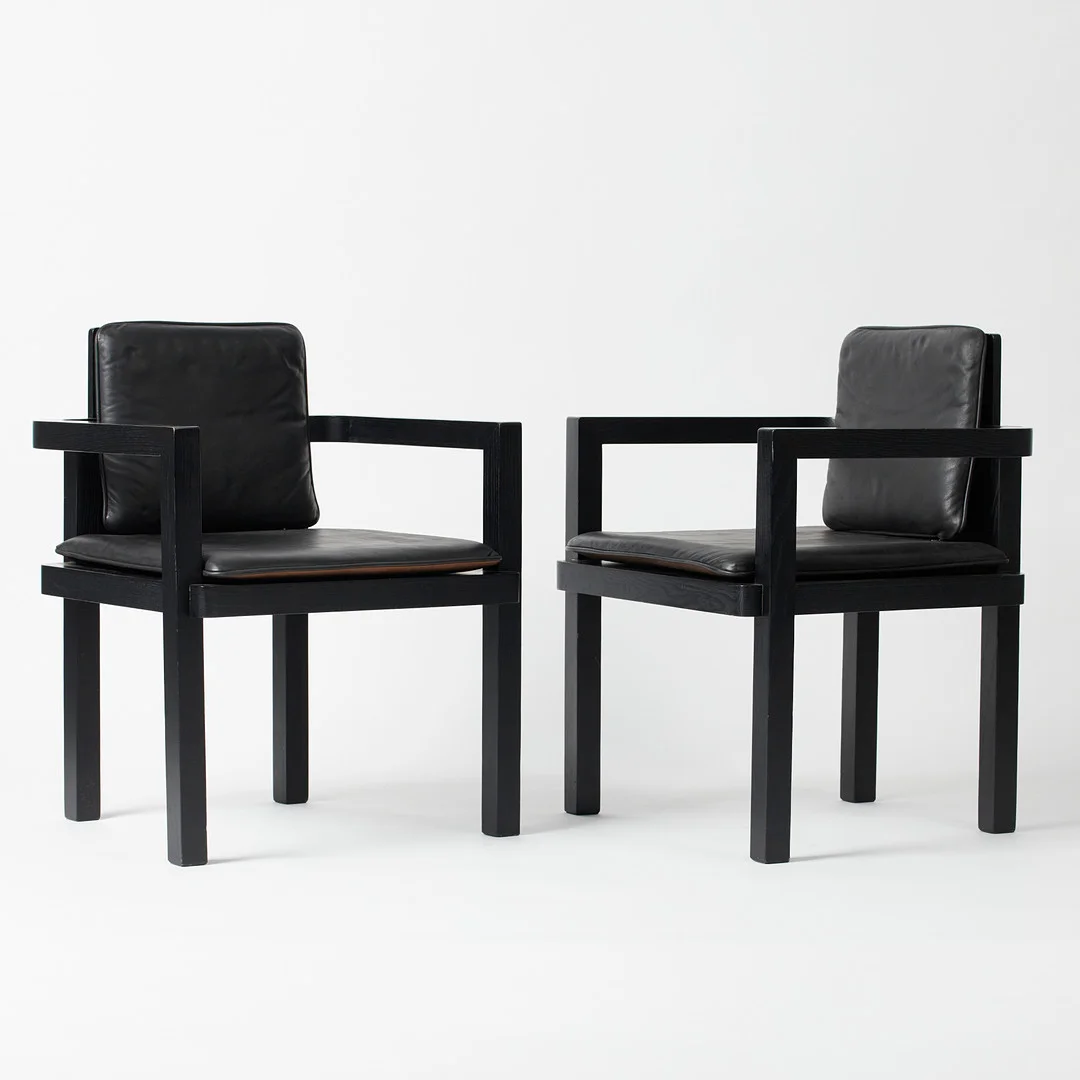 WALTER GROPIUS. Tecta. Paar Stühle, Modell 'D51', Holz, Leder, 1922, Deutschland. (2). — Armchairs & Chairs — Stockholms Auktionsverk Köln