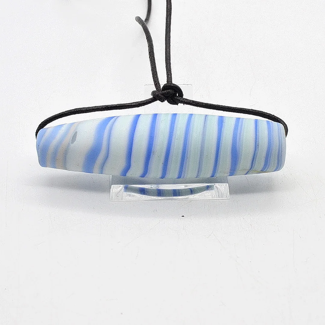 MURANO GLAS ANHÄNGER "MUSCHEL" , UM 1970ER, CA. 95X20MM. — Brooches & Pendants — Kunst- und Auktionshaus Kleinhenz