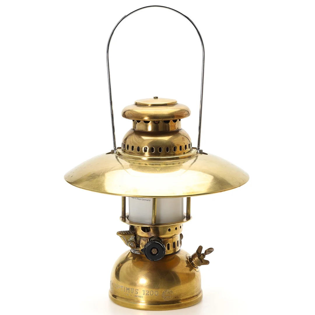 STORMLYKTA, mässing, Optimus 1200. — Other lighting — Auktionsmagasinet Vänersborg