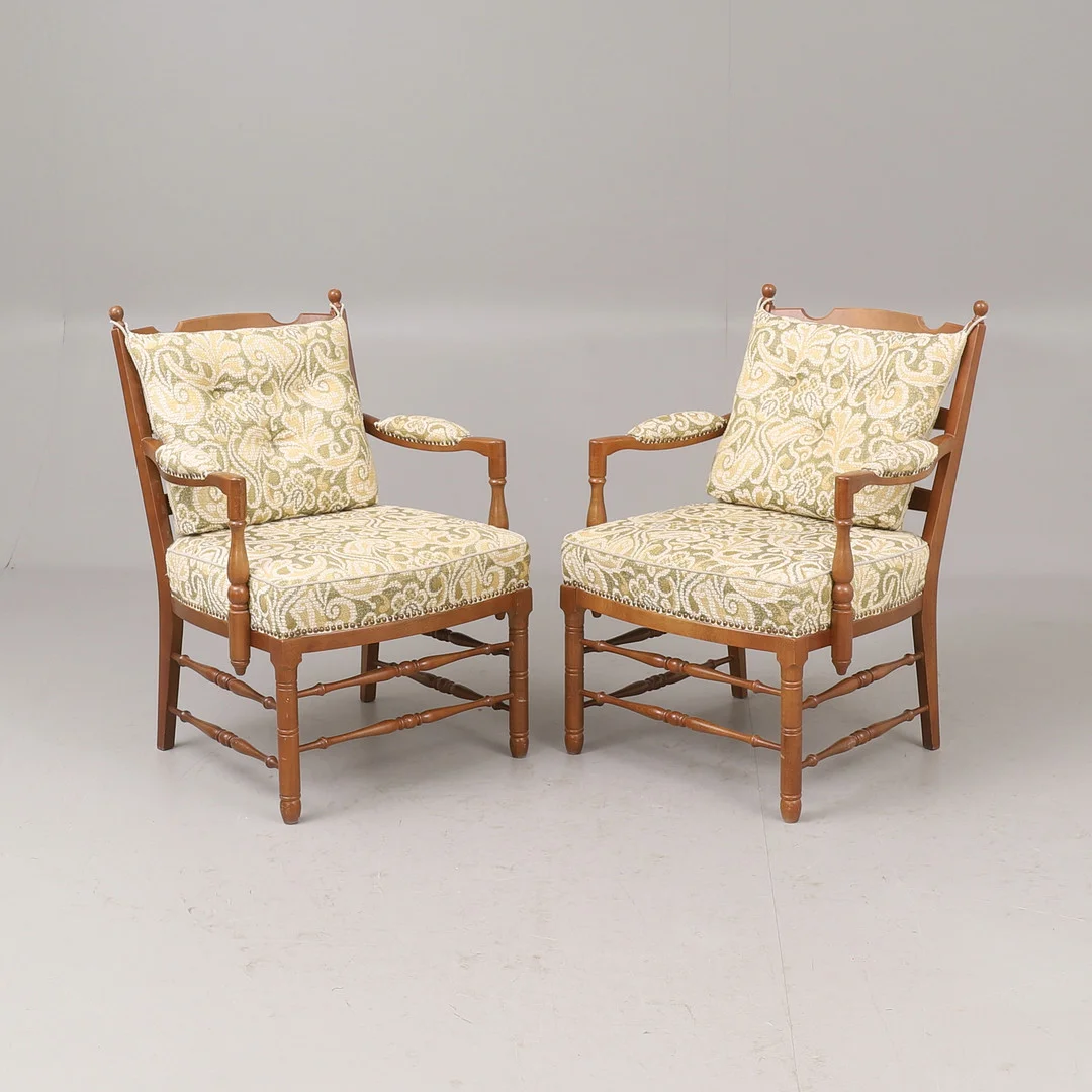 FÅTÖLJER, 2 stycken, Fischer Collection, Tyskland. — Armchairs & Chairs — RA Auktionsverket Norrköping