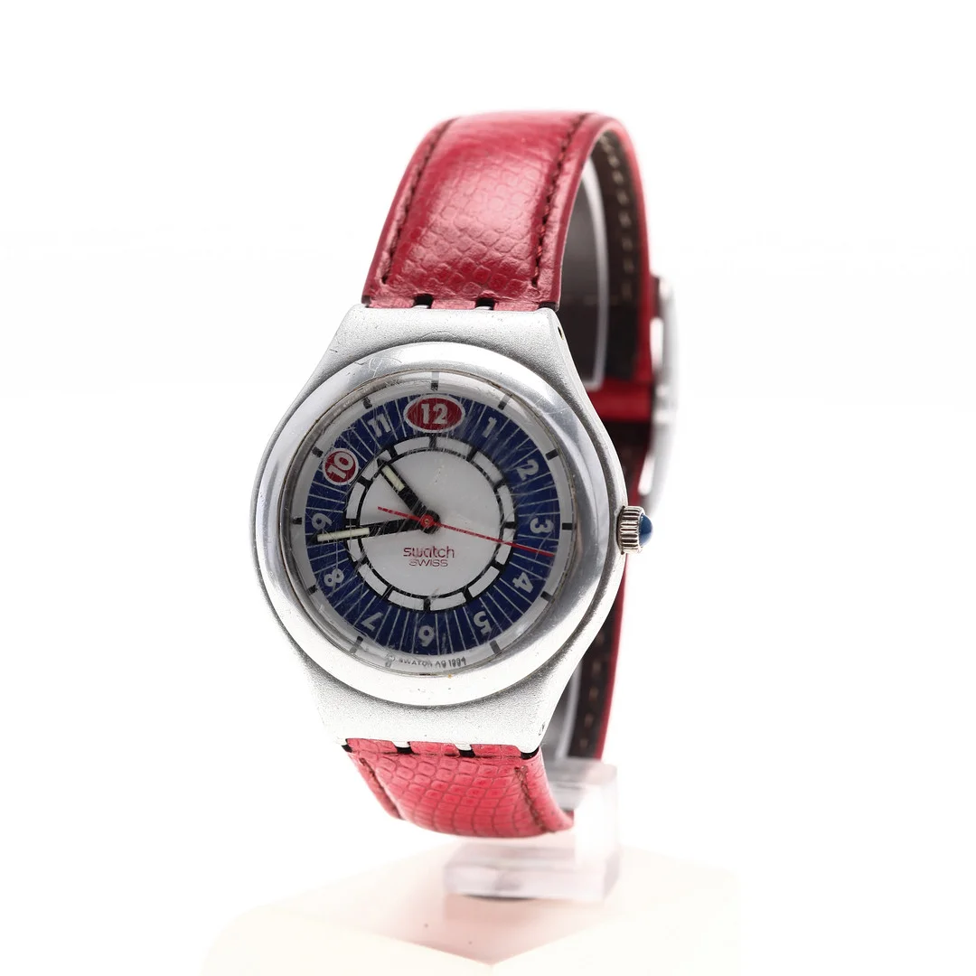 Armbandsur, Swatch, "Irony Big Preppie, metall och läder, 1990-tal. — Wristwatches — Auktionsbyrån Varberg