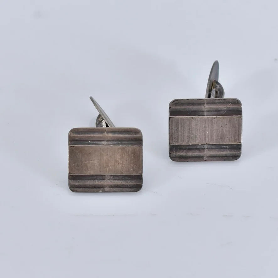 MANSCHETTKNAPPAR, silver. — Cufflinks & Tie Pins — Halmstads Auktionskammare