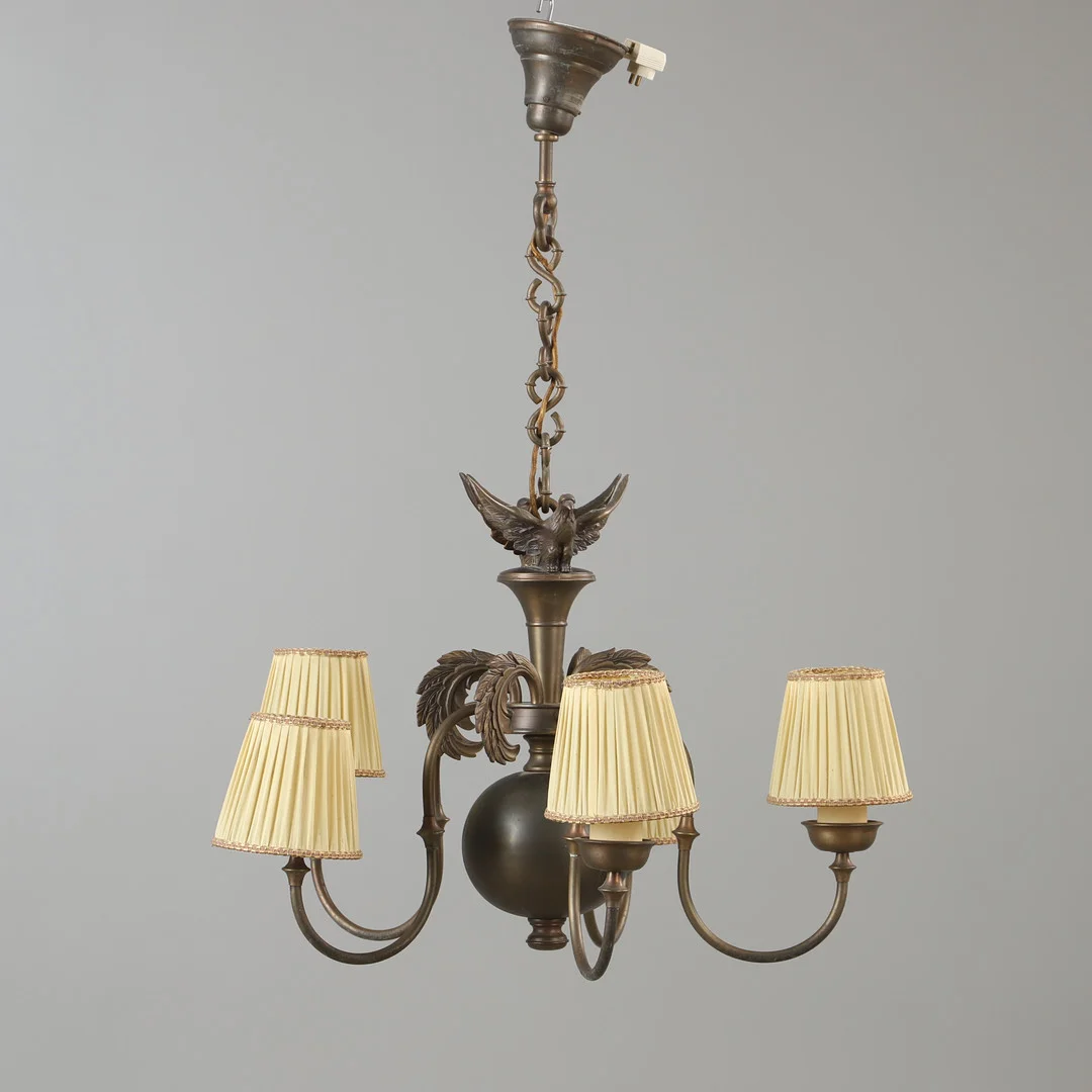 TAKLAMPA, patinerad mässing, 1900-talets första hälft. — Ceiling lights — Helsingborgs Auktionskammare