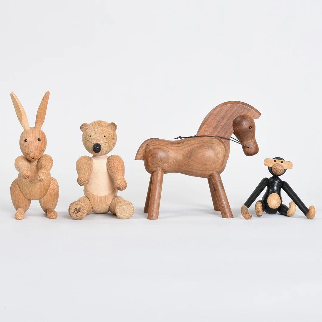 KAY BOJESEN. Figurer, 4 stk. abe, hest, kanin, hest, bjørn. Brændemærkede. Danmark. — Miscellaneous — Sørensen Auktioner