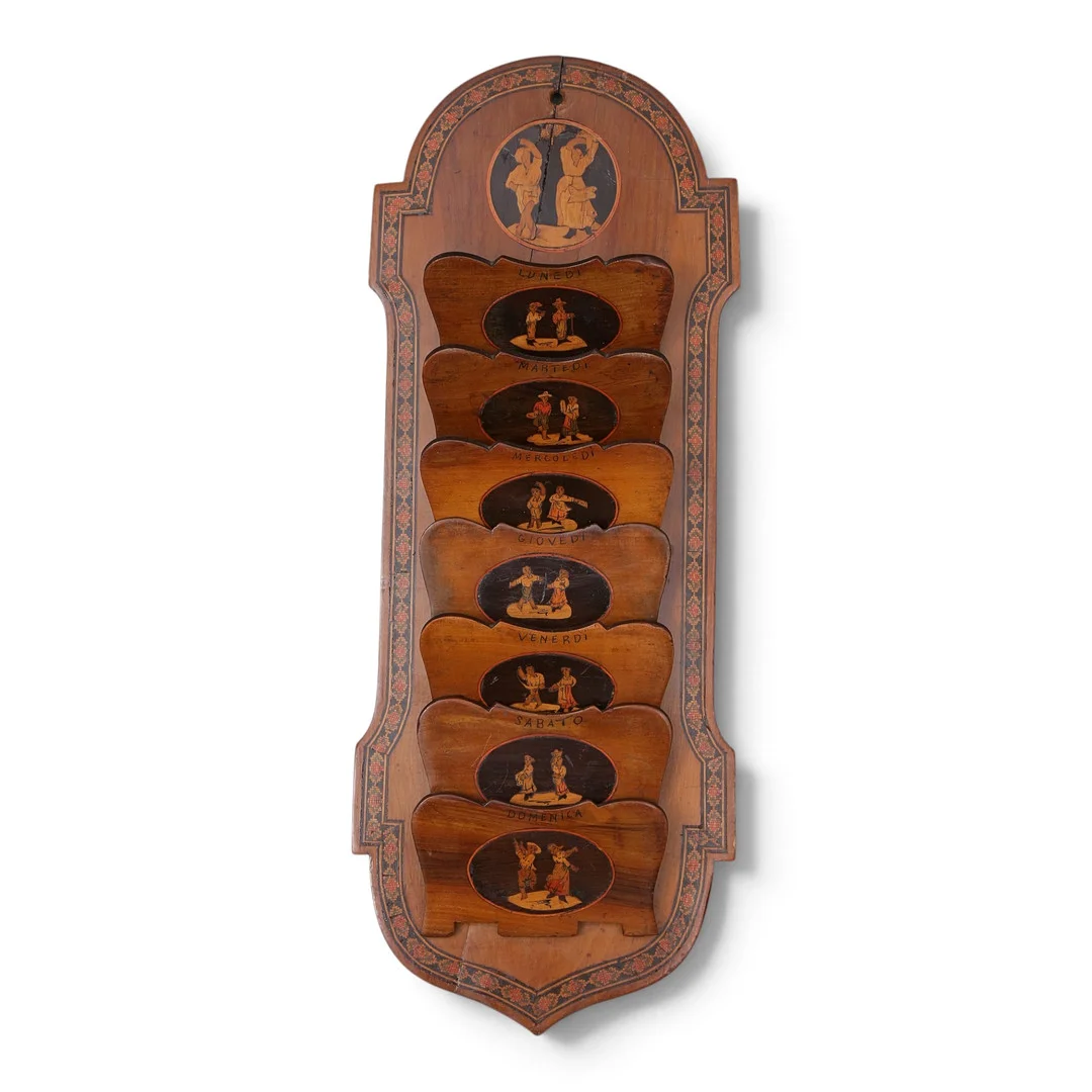 Italian weekly planner in fruitwood with fine wood marquetry, early 20th Century. — Miscellaneous — Balclis