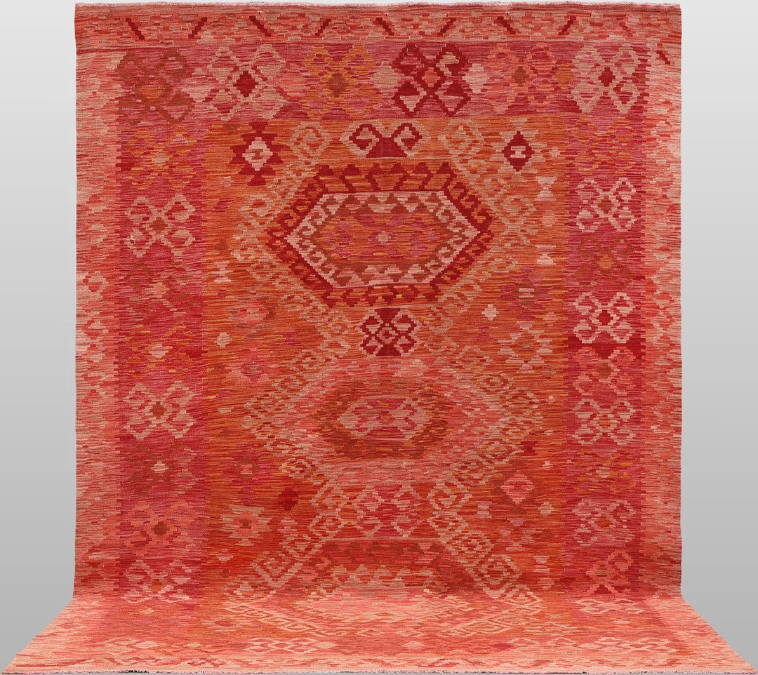 ORIENTMATTA. Kelim klassisk design, 292 x 203 cm. — Oriental Carpets & Textiles — Gomér & Andersson Jönköping