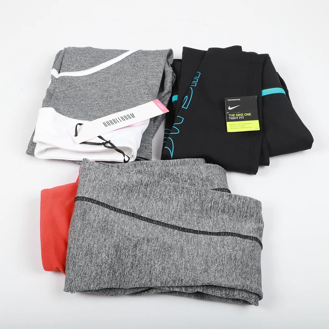 TRÄNINGSTIGHTS, 3 par, dammodell, Nike samt Bubbleroom. — Vintage & Designer Fashion — Helsingborgs Auktionskammare