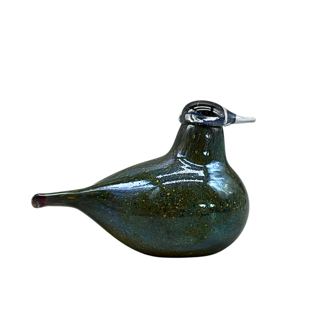 OIVA TOIKKA. GLASFIGUR VOGEL AUS DER KOLLEKTION „BIRDS BY TOIKKA“, MUNDGEBLASEN IN DER IITTALA-GLASFABRIK IN FINNLAND. — Art glass — Auktionshaus Stuber's Hammerschlag