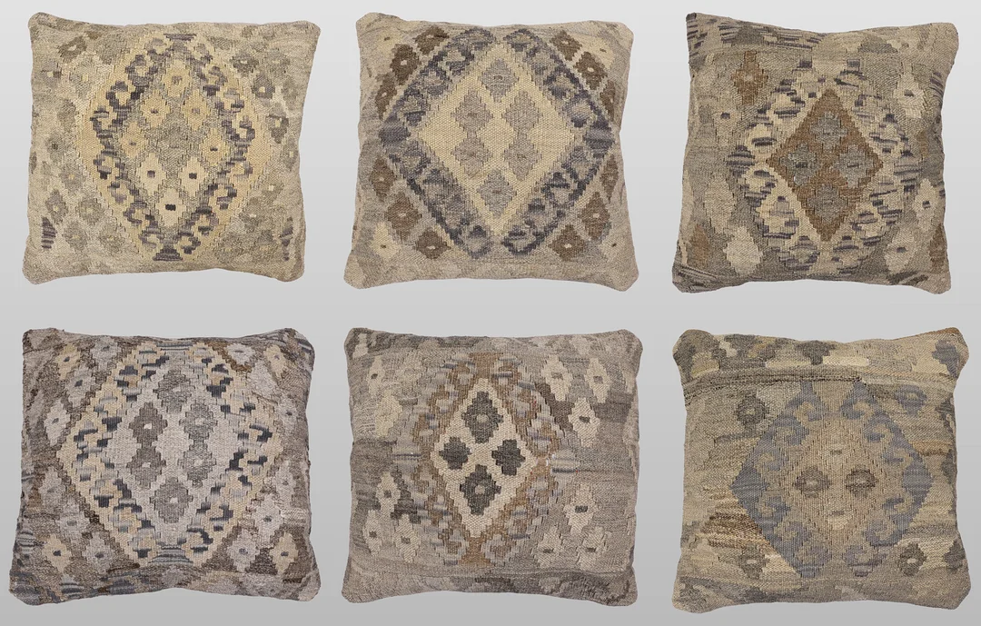 KUDDFODRAL, 6 st, anatoliska Kelim fragment, 50 x 50 cm. — Persian Carpets & Textiles — Helsingborgs Auktionskammare