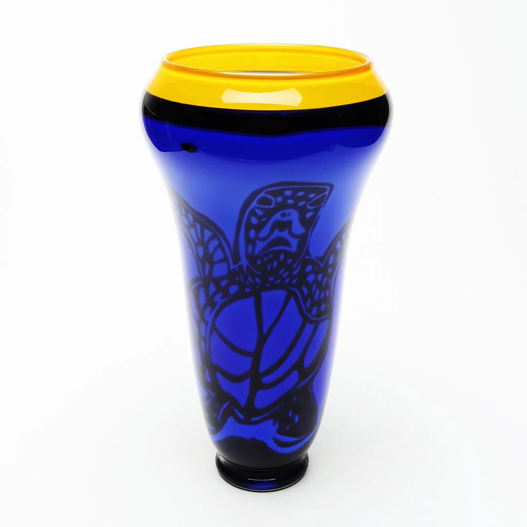 ROLF SINNEMARK. VAS, graal, Wilke Adolfsson, Unik, signerad, 1980-tal. — Art glass — Kalmar Auktionsverk